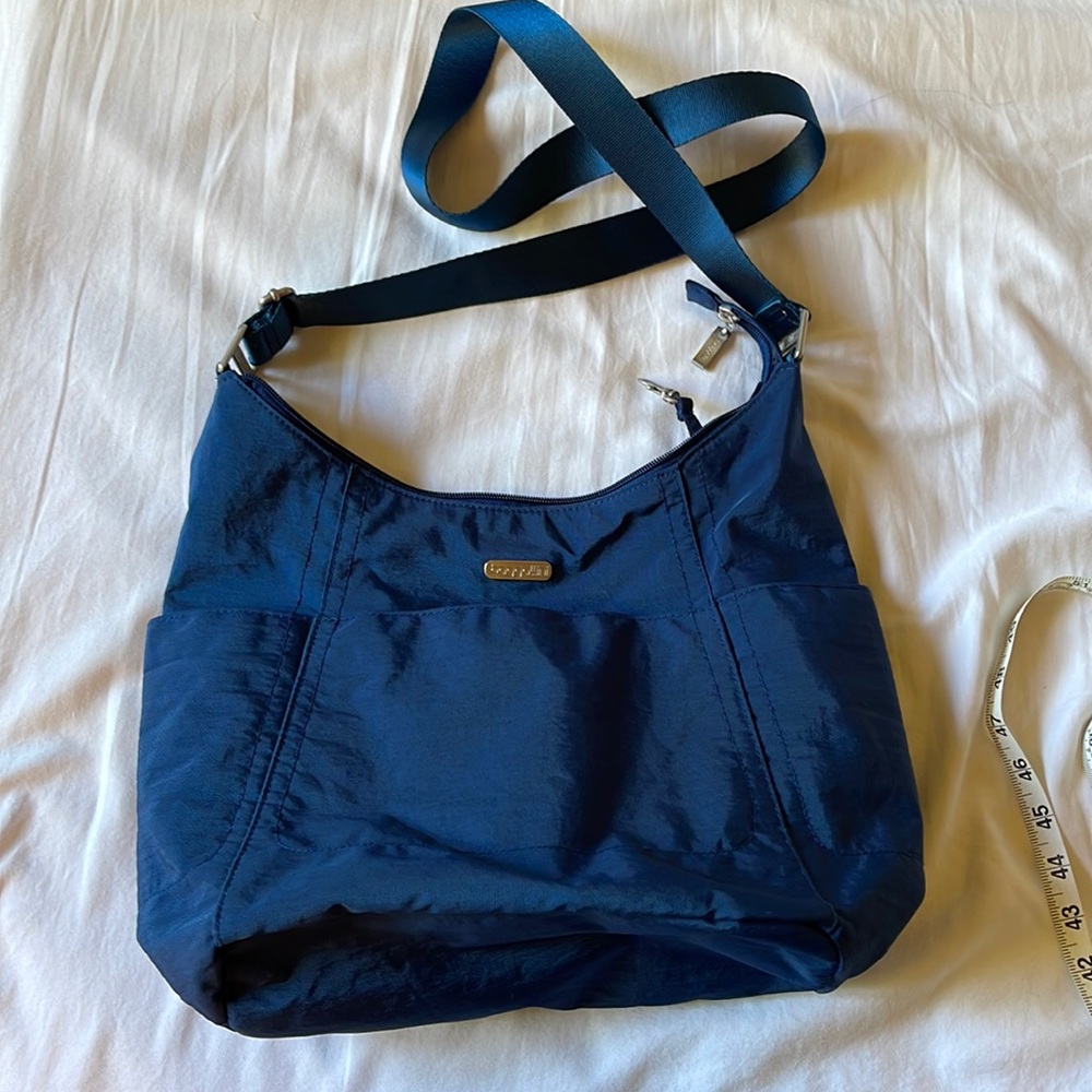 Baggallini large crossbody bag